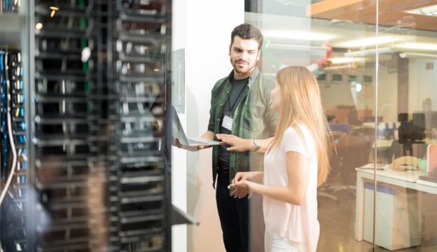 Microsoft Windows Server Administration in a Hybrid Environment