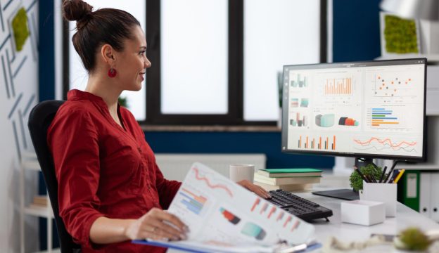 Tables in Slides: For Data Analysis and Decision-Making